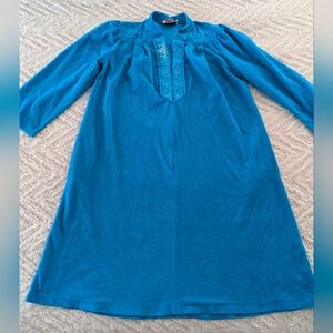 Vanity Fair Vintage Robe